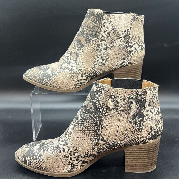 Maurices ruby snakeskin slip on ankle bootie womens 8.5 casual party office city - Picture 2 of 8